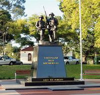Vietnam War Memorial - New Castle Holiday