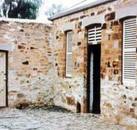Police Lockup And Stables - New Castle Holiday