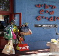 Urban Cow Studio - New Castle Holiday