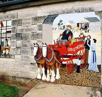 Millicent Murals - New Castle Holiday