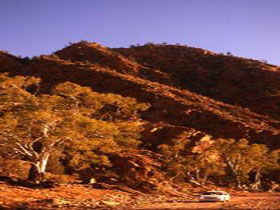 Brachina Gorge Geological Trail - New Castle Holiday 0