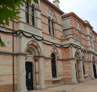 Riddoch Art Gallery - New Castle Holiday