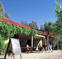 Bluey Blundstones Heritage Accommodation - New Castle Holiday