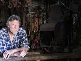 River Lane Blacksmith Tours - New Castle Holiday 0