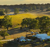 Hutton Vale and Farm Follies - New Castle Holiday