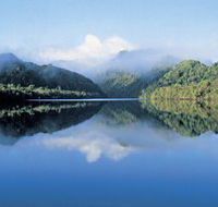 The Gordon River - New Castle Holiday