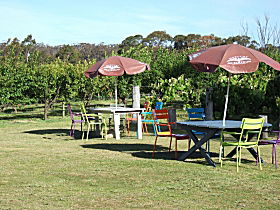 Cerise Brook Orchard & Family Golf - New Castle Holiday 0