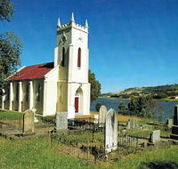 St Matthias Anglican Church - New Castle Holiday