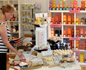 Elevated Boutique - New Castle Holiday 0