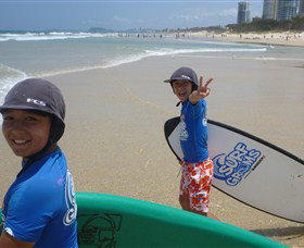 Broadbeach Surf School - New Castle Holiday 0