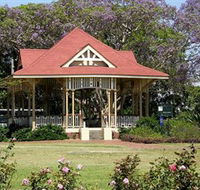 Gympie Memorial Park - New Castle Holiday