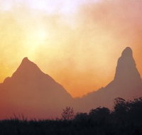 Mount Ngungun Track - New Castle Holiday