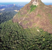 Mount Beerwah Track - New Castle Holiday