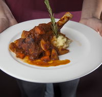 The Overlanders Steakhouse - New Castle Holiday