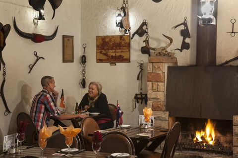 The Overlanders Steakhouse - New Castle Holiday 2