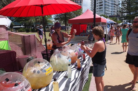 Burleigh Heads Markets - New Castle Holiday 4