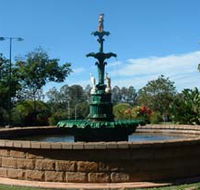 Band Rotunda and Fairy Fountain - New Castle Holiday