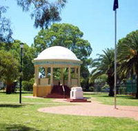 Kingaroy Memorial Park - New Castle Holiday