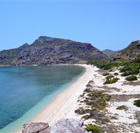 Flinders Group National Park - New Castle Holiday