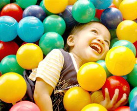 St Albans Park VIC New Castle Holiday