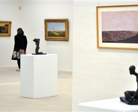 Hamilton Art Gallery - New Castle Holiday 0