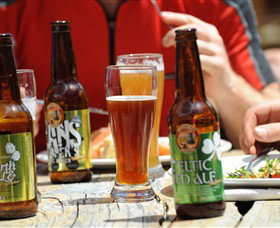 Bridge Road Brewers - New Castle Holiday 0