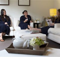 Natskin Day Spa Retreat - New Castle Holiday