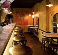 Red Lily Cocktail Bar - New Castle Holiday