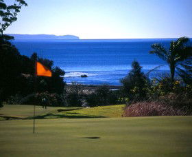 Mollymook Golf Club - New Castle Holiday 0