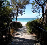 Greenfields Beach - New Castle Holiday