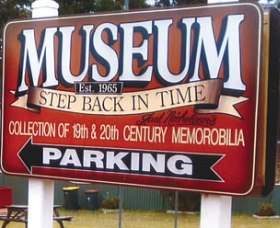 Tabourie Lake NSW New Castle Holiday