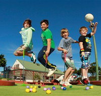 Illawarra Golf Complex - New Castle Holiday