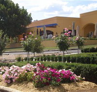 Shaw Vineyard Estate - New Castle Holiday