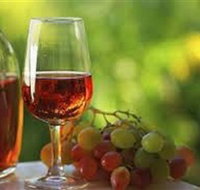 Long Rail Gully Winery - New Castle Holiday