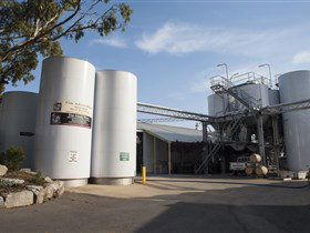 Tim Adams Wines - New Castle Holiday 0