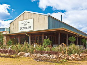 Gomersal SA New Castle Holiday