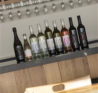 BAIE Wines - New Castle Holiday