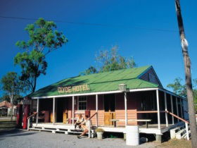 Calliope River Historical Village And Markets - New Castle Holiday 1
