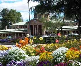 Bathurst Court House - New Castle Holiday 0