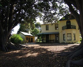 Heritage Hill Museum And Historic Gardens - New Castle Holiday 0