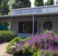 Crisp Galleries - New Castle Holiday