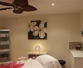 Zen Beauty Spa - New Castle Holiday 1