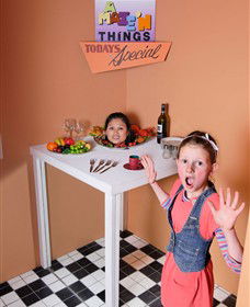 A Maze'N Things - New Castle Holiday 1