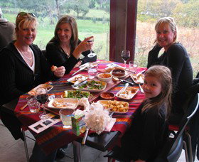 Brandy Creek Wines & View Cafe - New Castle Holiday 8