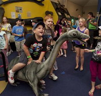 National Dinosaur Museum - New Castle Holiday