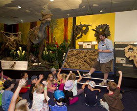 National Dinosaur Museum - New Castle Holiday 1