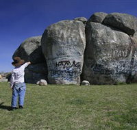 Thunderbolts Rock - New Castle Holiday