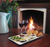 Ambermere Inn - EST 1845 - New Castle Holiday