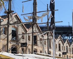 Touching History - New Castle Holiday 4