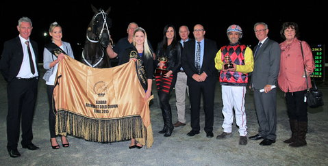 Bathurst Harness Racing Club - New Castle Holiday 1